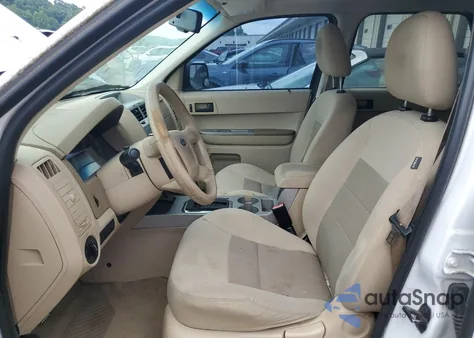 2008 Ford Escape Xlt z USA, uszkodzony, nr VIN 1FMCU03108KC91794